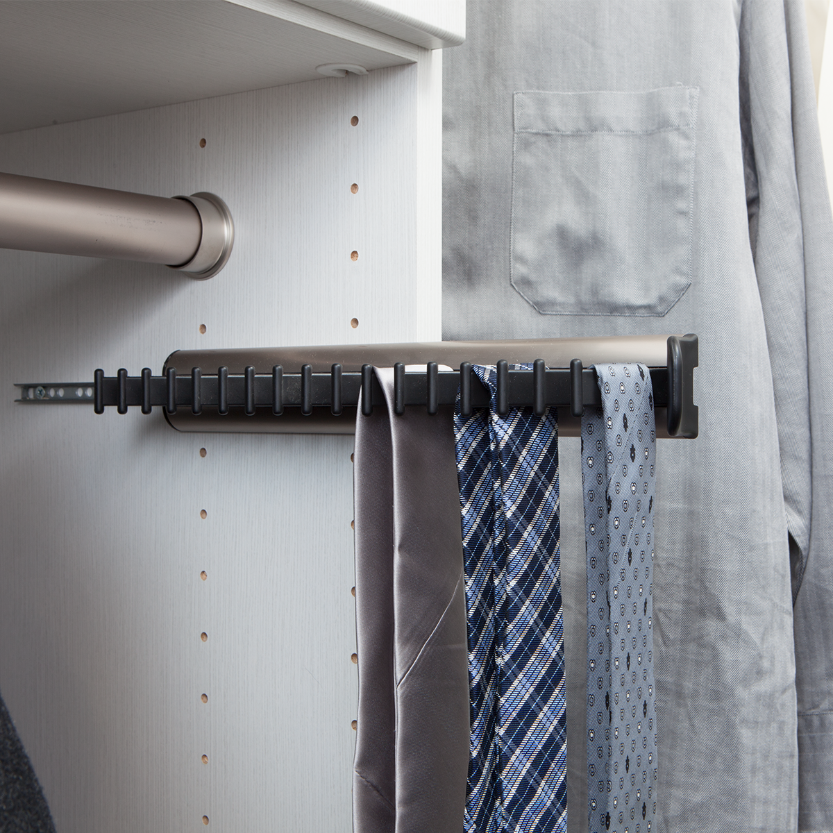 Sliding Tie Rack