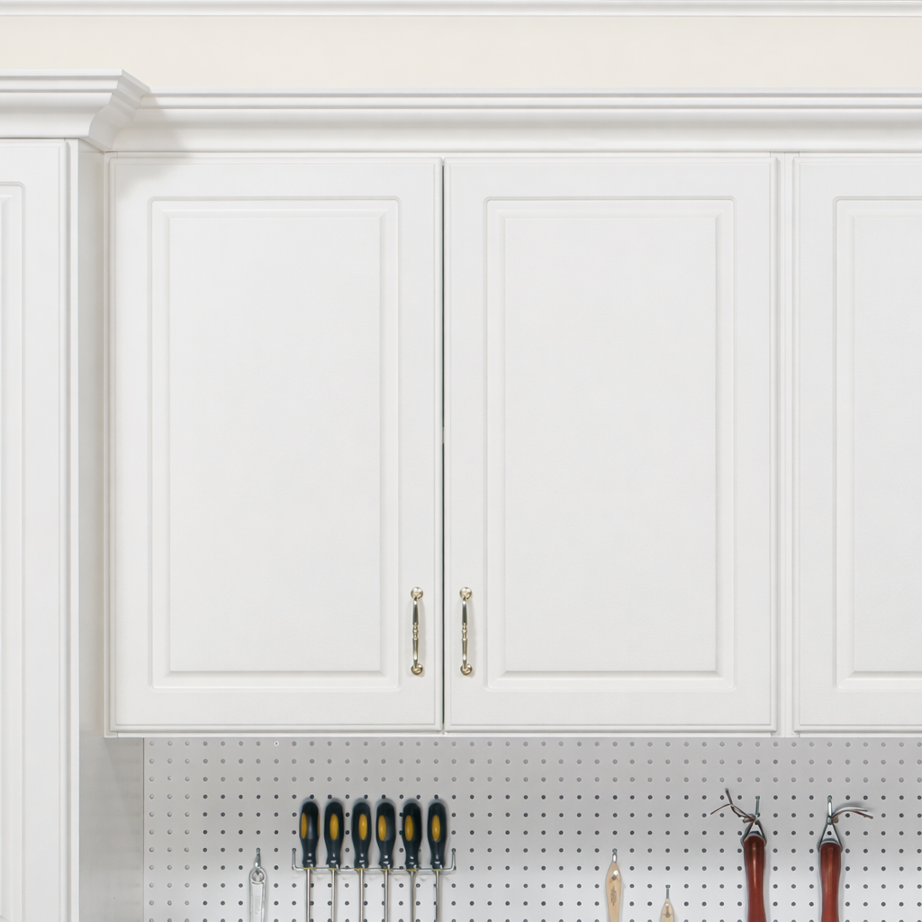 Deco Upper Cabinets With Crown Molding