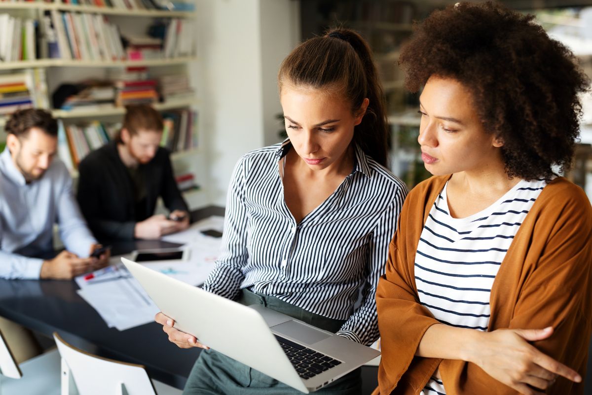 The difference between an abandoned app and indispensable one lies in the choices you make before development begins: choosing the best app development company.