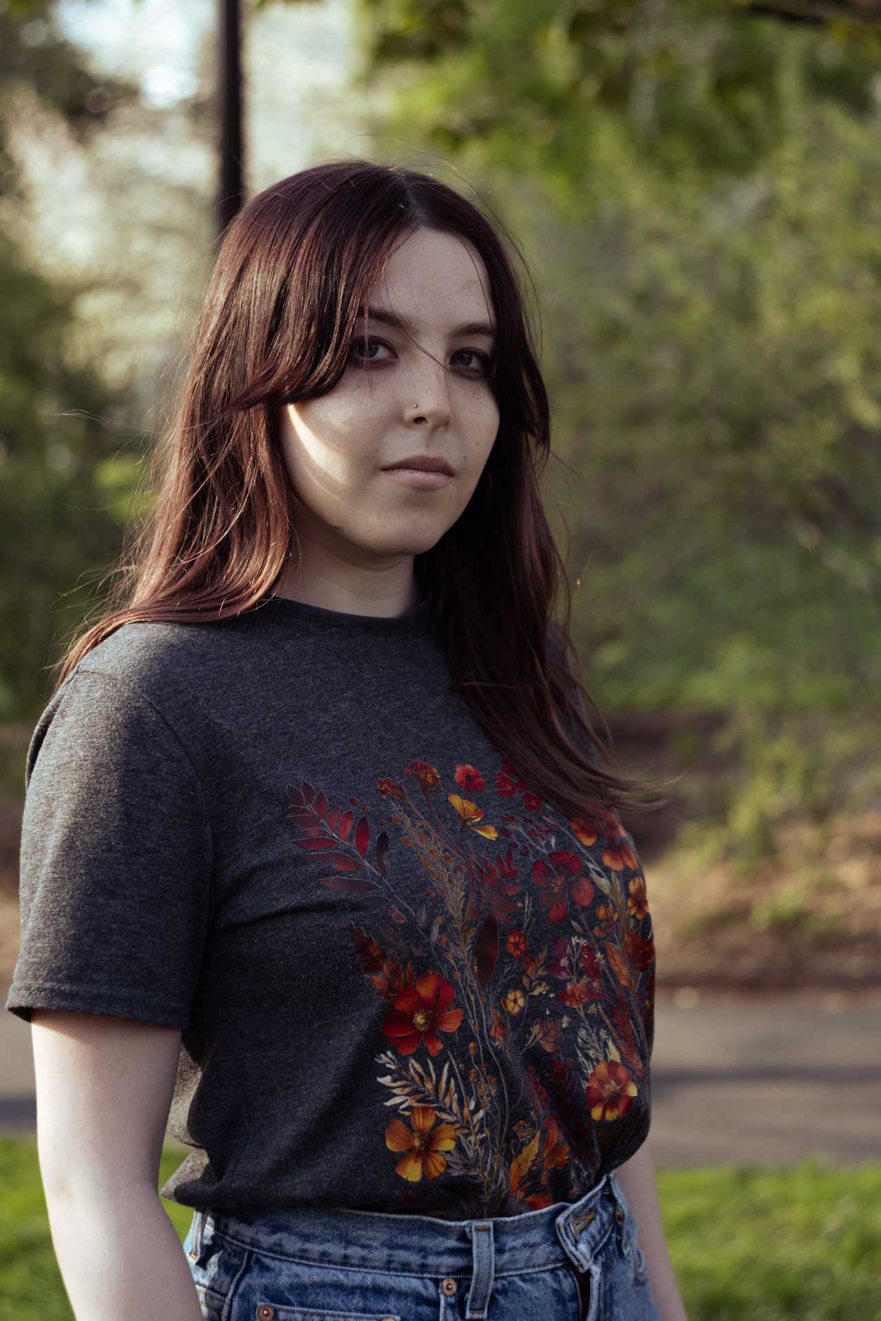 a portrait of a woman