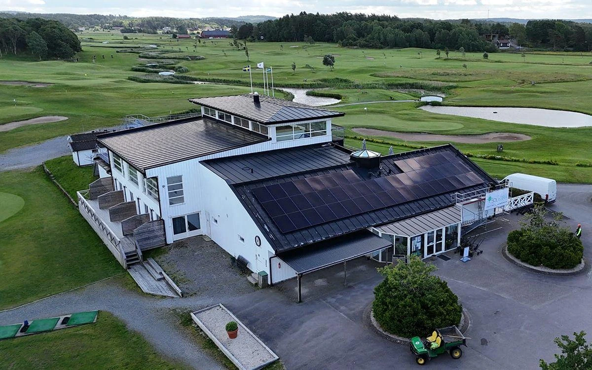 Vad man kan förvänta sig av ett ledande solcellsföretag: Insikter och tips när du ska installera solpaneler