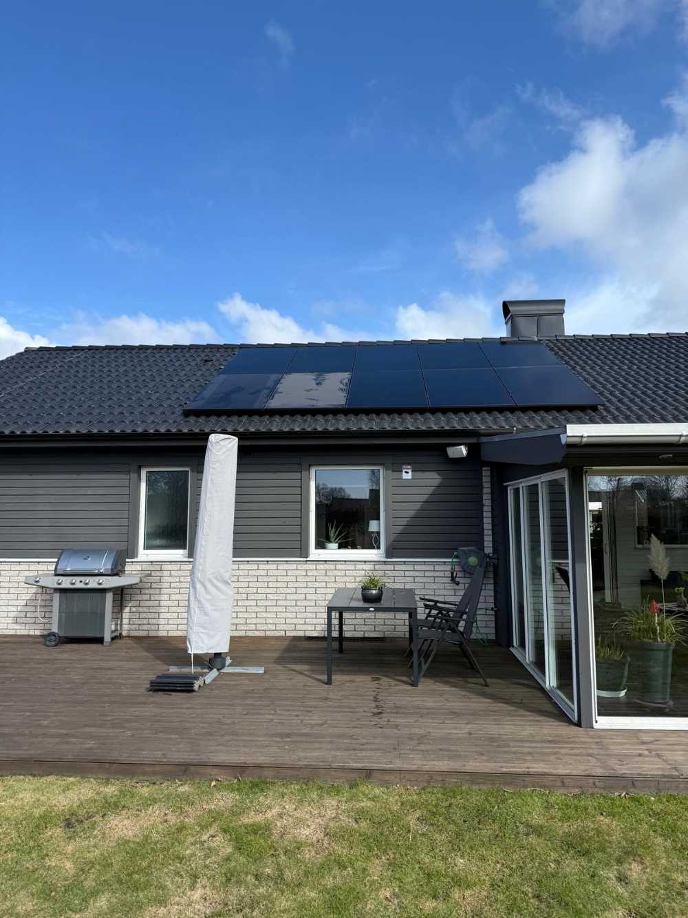 Professionell installation av laddbox i Göteborg för elbilsladdning i hemmet.