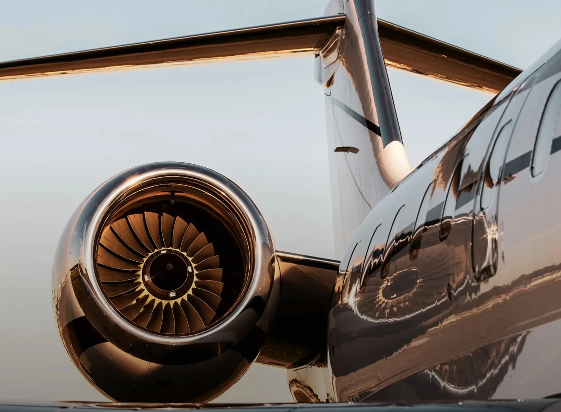 Mira Private Jets — multilingual Webflow site with GSAP motion, 300+ CMS pages and a multimodal booking engine for VIP charters.