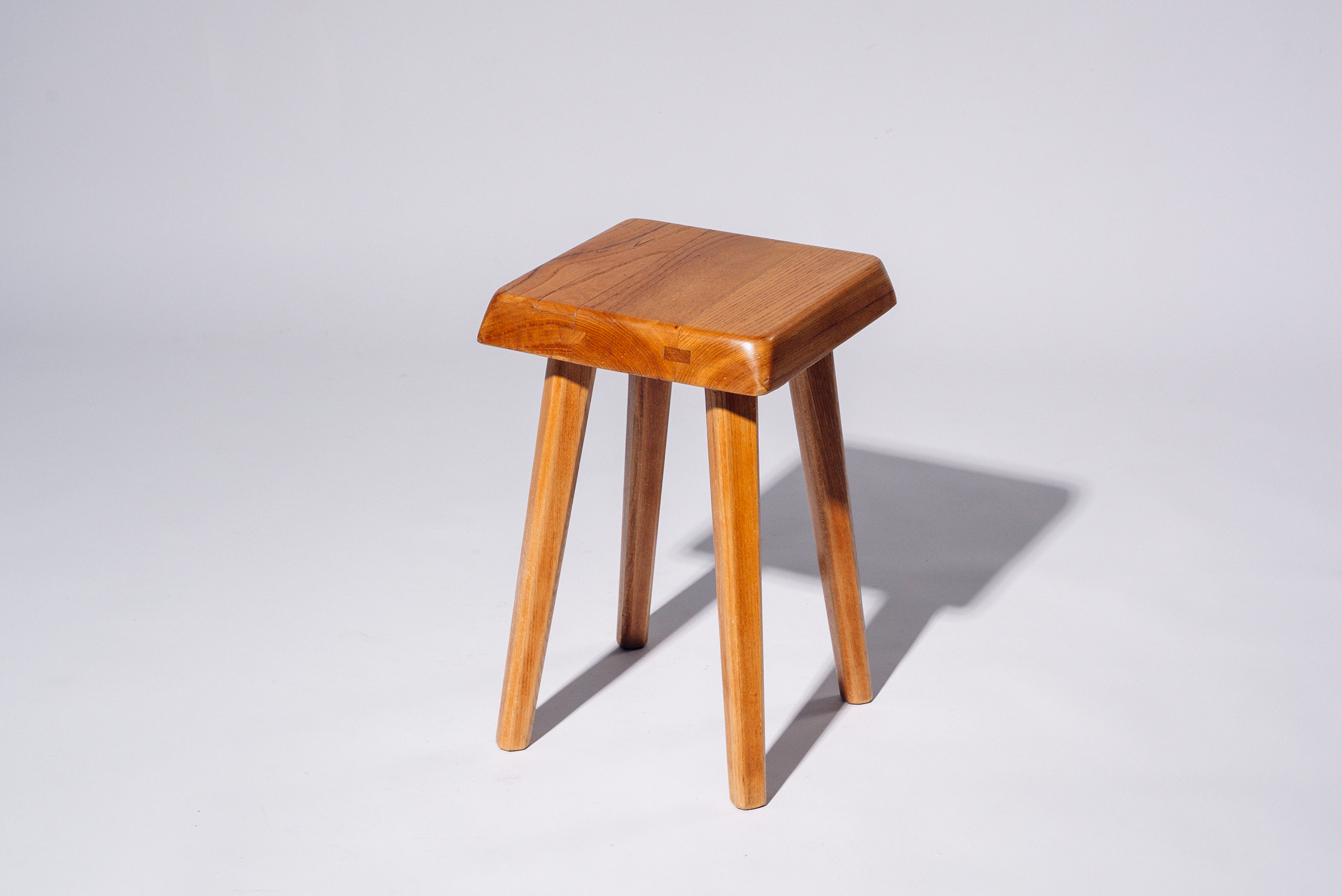 S01A Stool