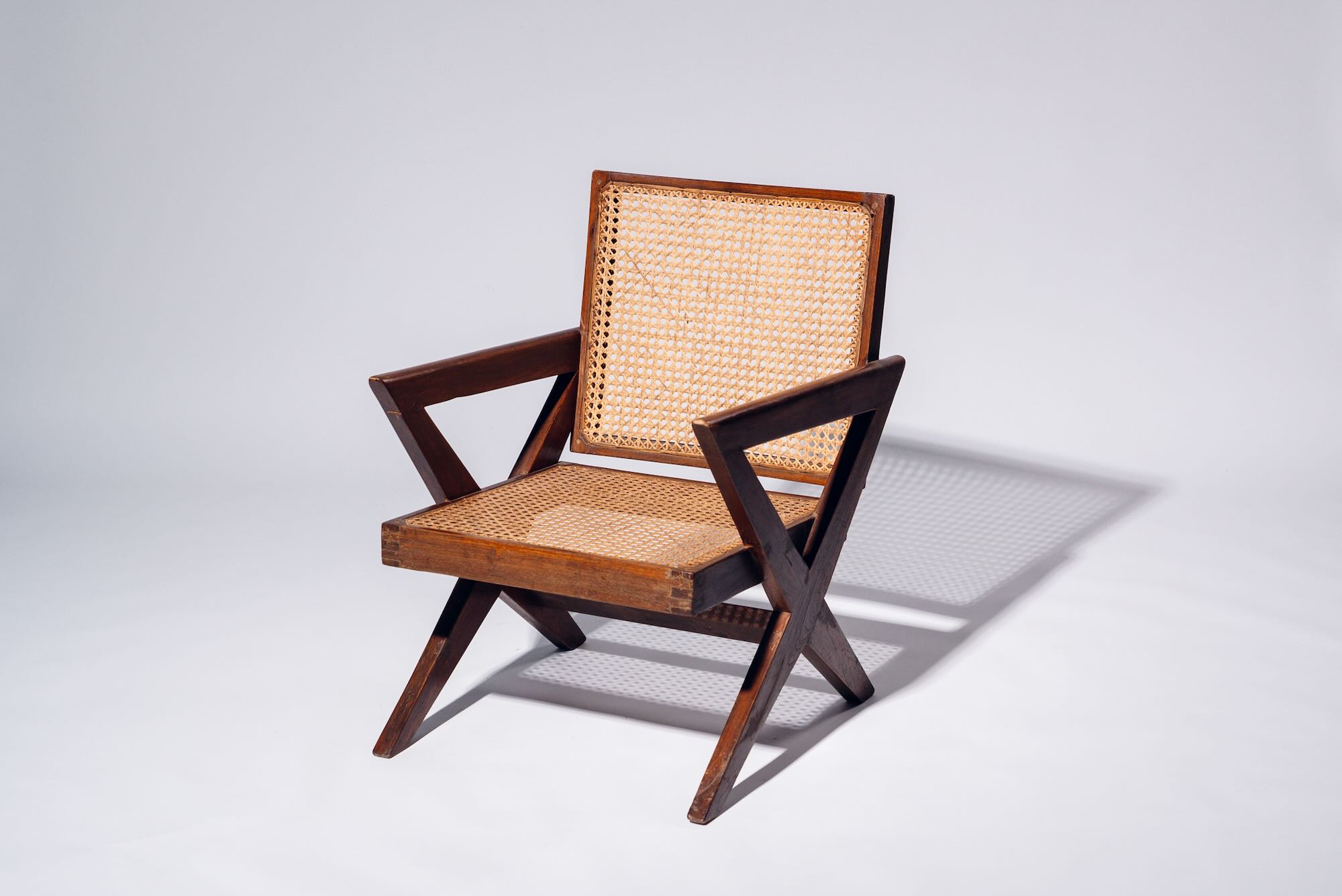 X-leg Easy Chair