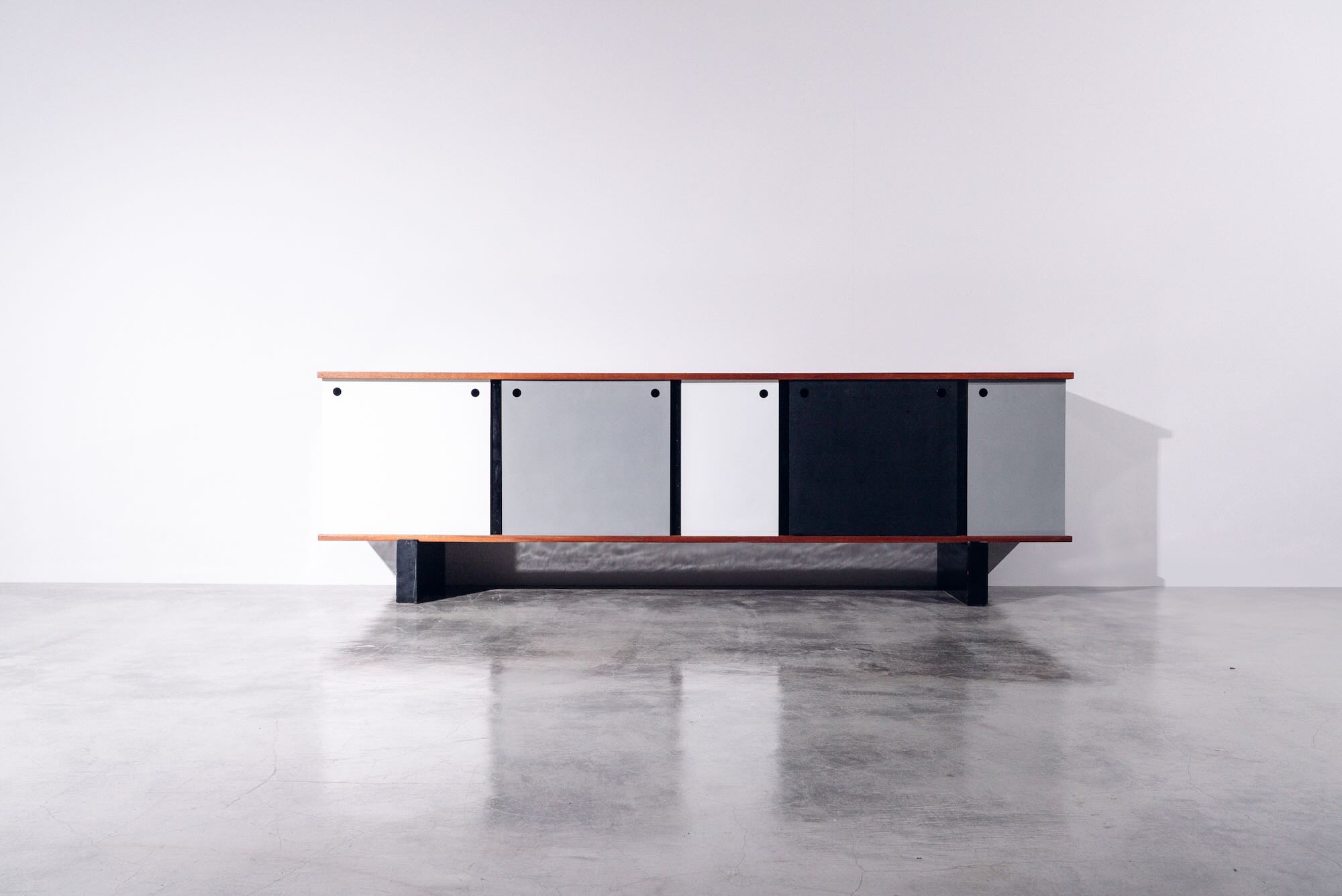 Sideboard BLOC 5-Doors