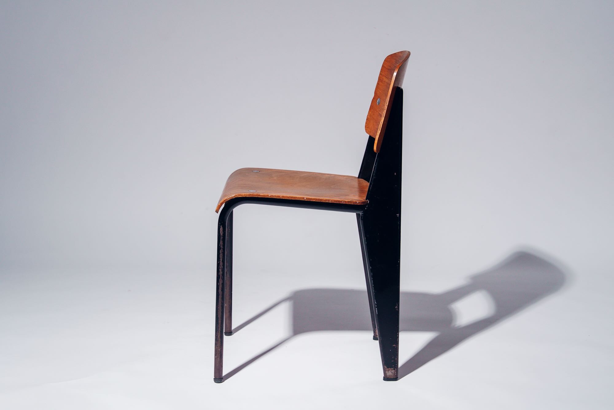 n°305 Standard Chair "Black"