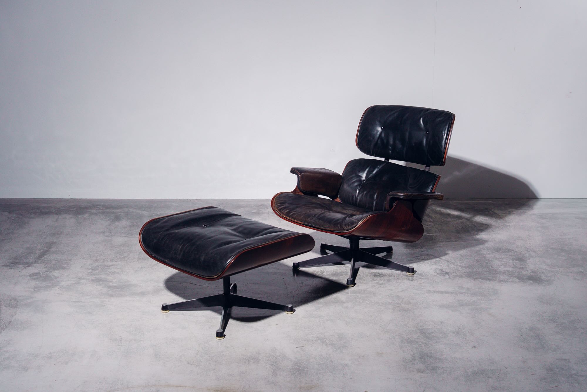 Eames Lounge Chair 670&671
