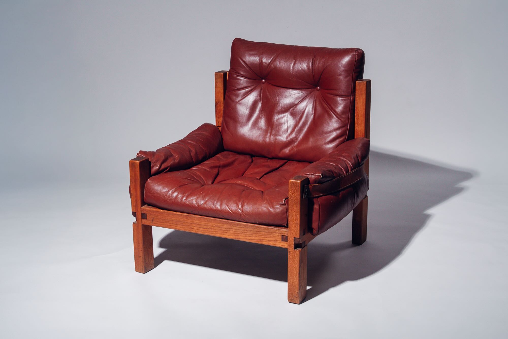 S15 Armchair