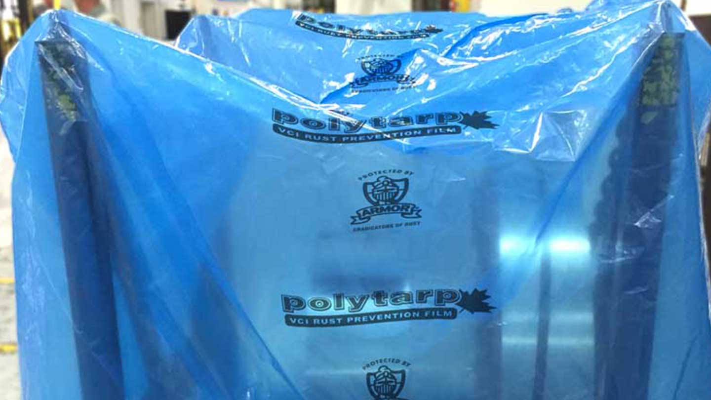Polytarp plastic liner for automotive parts with rust prevention