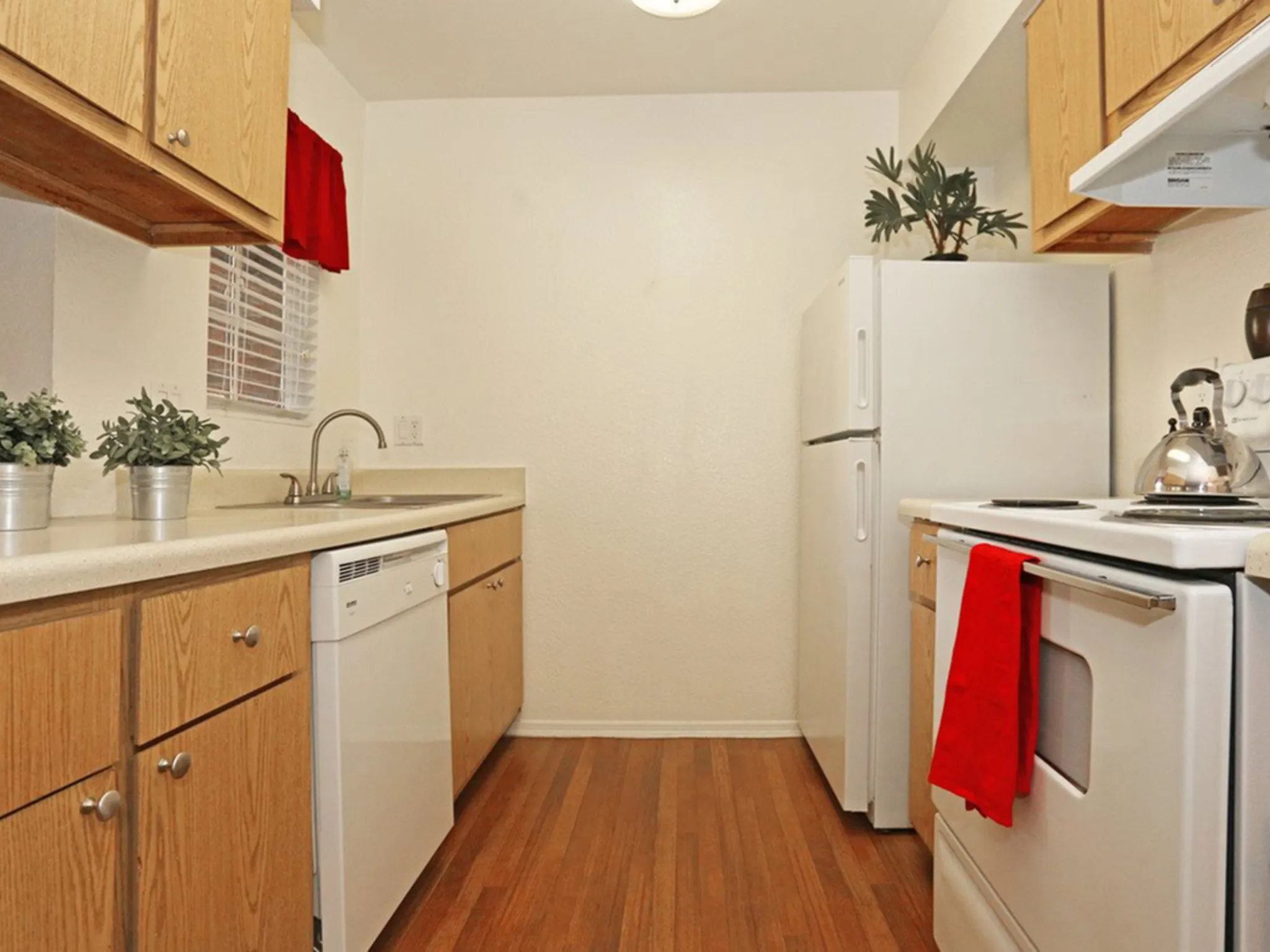 Apartment kitchen — representative home at Morgan Park.