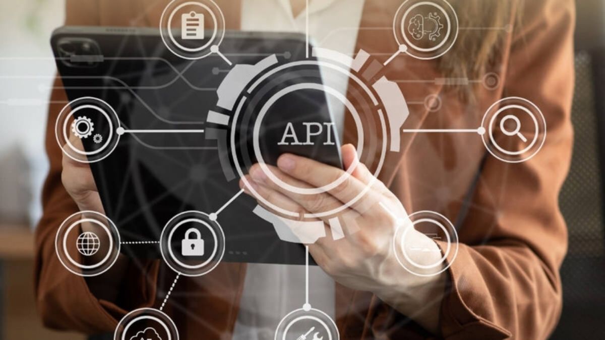 API'tite for Security: Feeding the Security Hunger in Logistics
