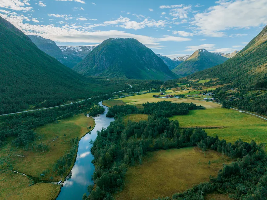 Overgå kundens forventninger: Strategier for å forbedre leveringsopplevelsen