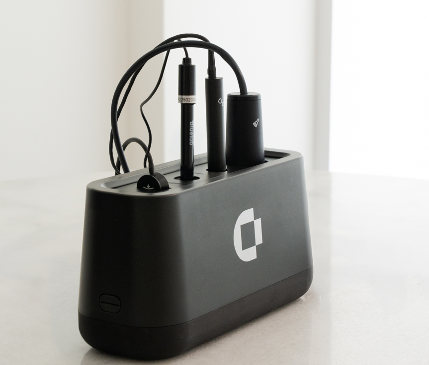 Diagnostyka skóry w gabinecie kosmetologicznym Dermalab Aesthetic – nowoczesne badanie parametrów skóry twarzy