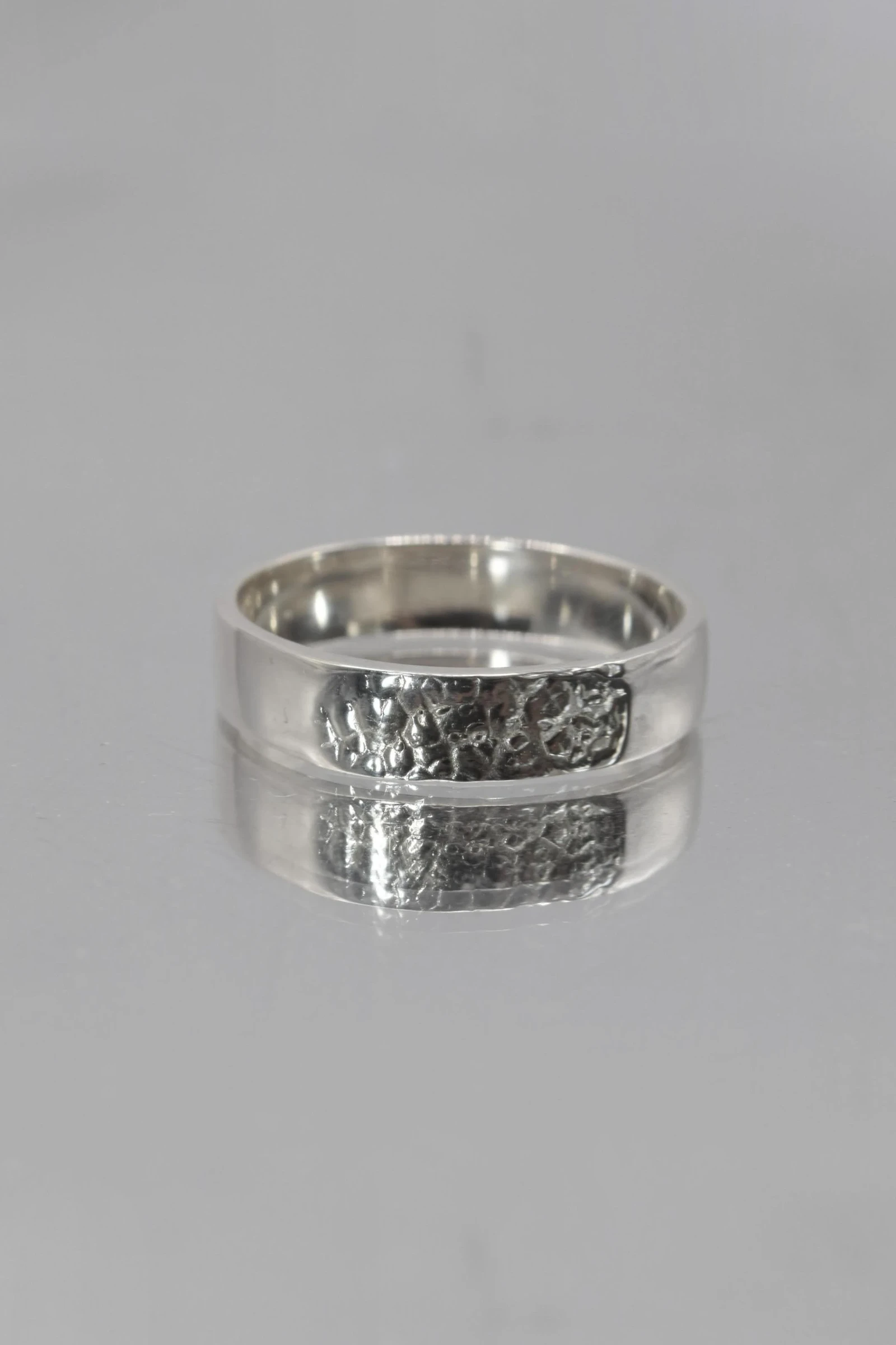 L'Anneau . Silver