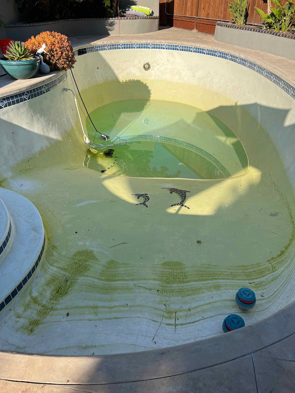 Dirty and clean pool comparison