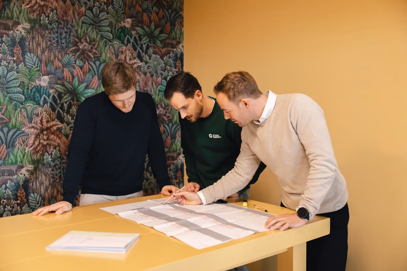 Project Development Team bei der Arbeit
