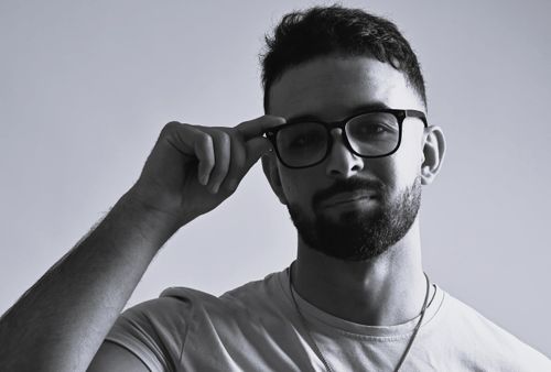 Portrait of Mouad Aazi, a UI/UX Designer.