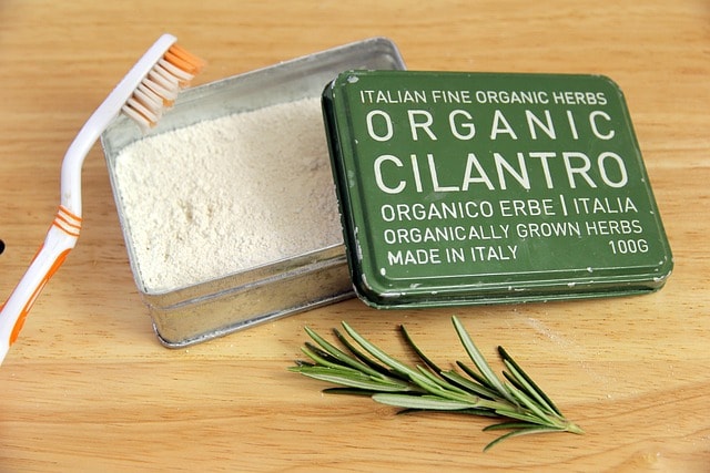 cosmetic, natural, nature, aromatherapy, naturopathy, toothpaste diy, plants