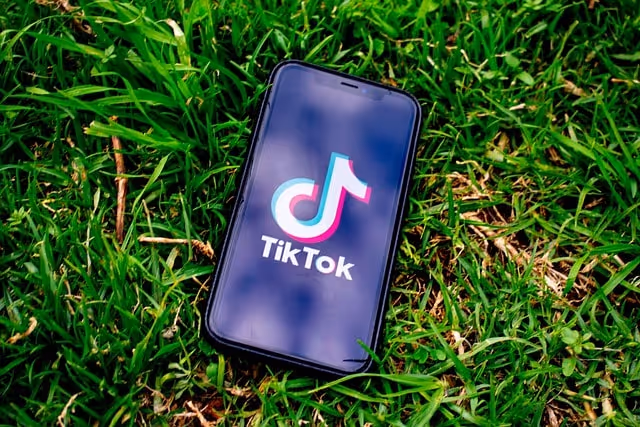 tiktok, social media, app, tik tok, smartphone, iphone, mobile, internet, technology, digital, communication, apple, social, multimedia, screen, phone, youth, application, tiktok, tiktok, tiktok, tiktok, tiktok, tik tok, tik tok, tik tok, tik tok