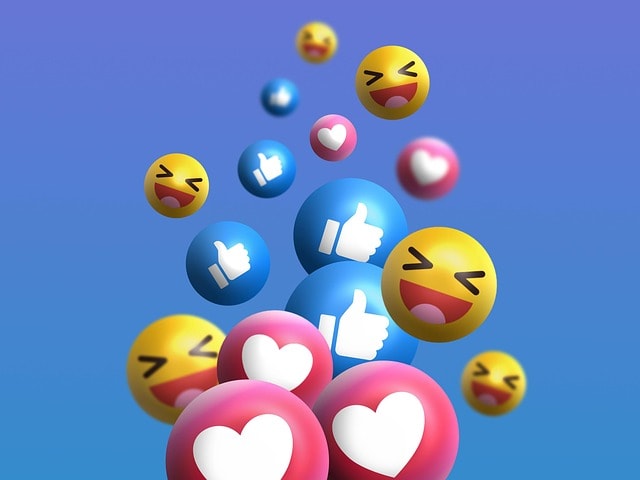 social media, social network, reaction, viral, marketing, emojis, tiktok, interaction