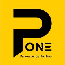 Logo med en stor svart bokstav P og teksten ONE under, med slagordet Driven by perfection på gul bakgrunn.