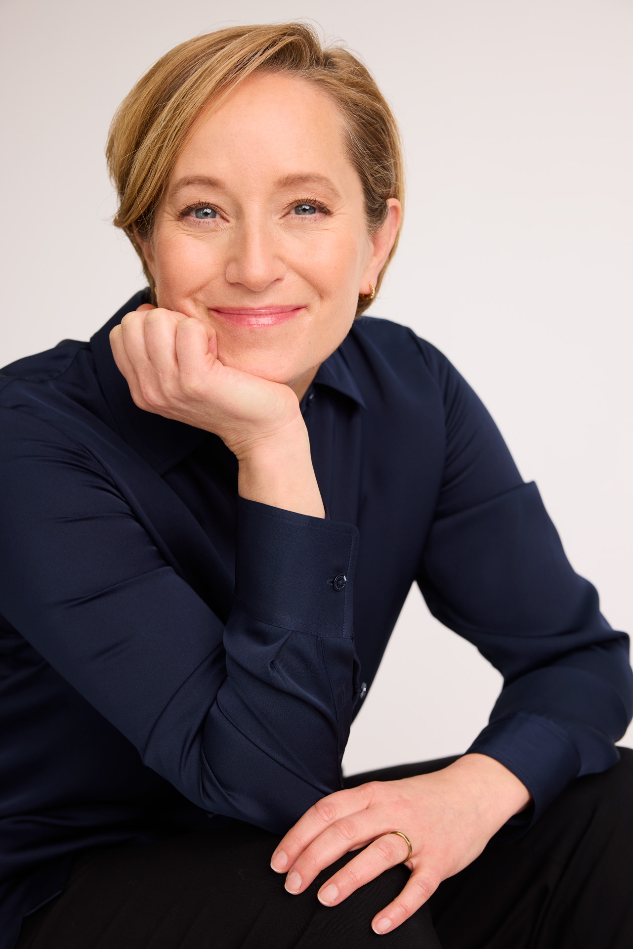 Dr. Lisa Damour
