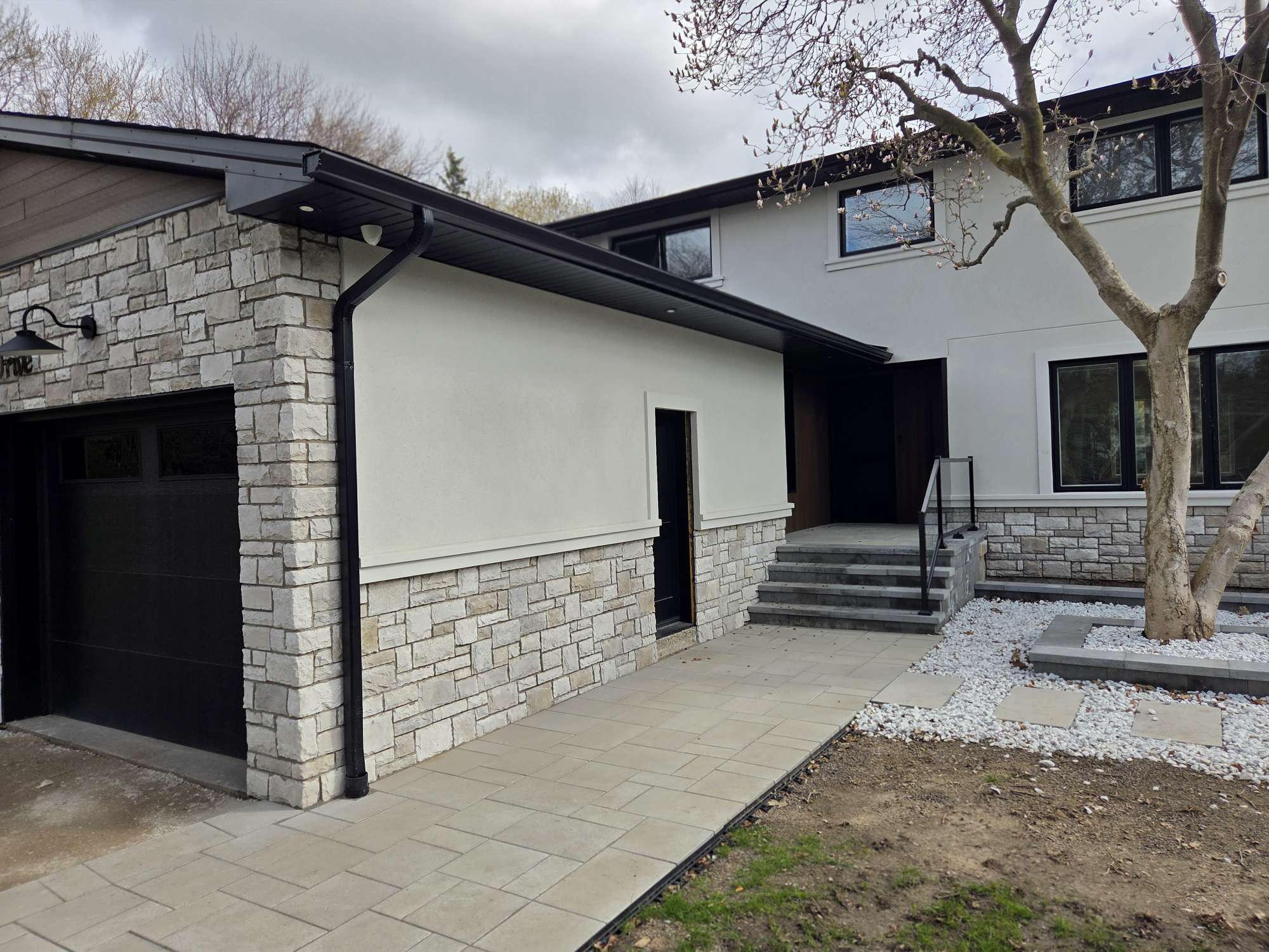 stucco and stone in oakville house