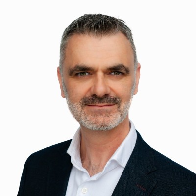 Paul Hopkins directeur des ventes chez Viking