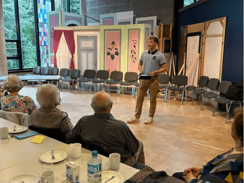 Mats Kähler bei der Cybersicherheitsschulung