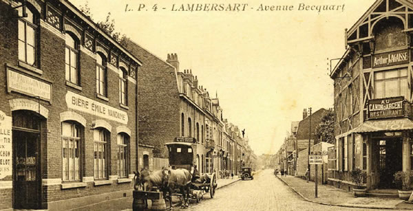 Ruelles flamandes du Vieux Lille accessibles en quelques minutes depuis Lambersart en métro location courte durée LambersartRuelles flamandes du Vieux-Lille accessibles en quelques minutes depuis Lambersart en métro — location courte durée Lambersart