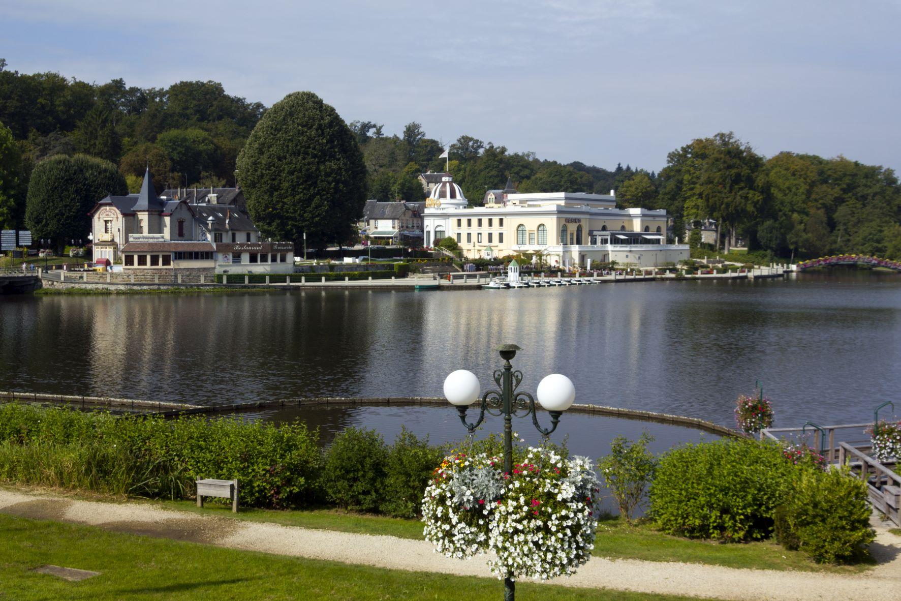Paysage de bocage normand et vallée de la Risle en Pays d'Ouche autour de Rugles — conciergerie Airbnb Eure Normandie