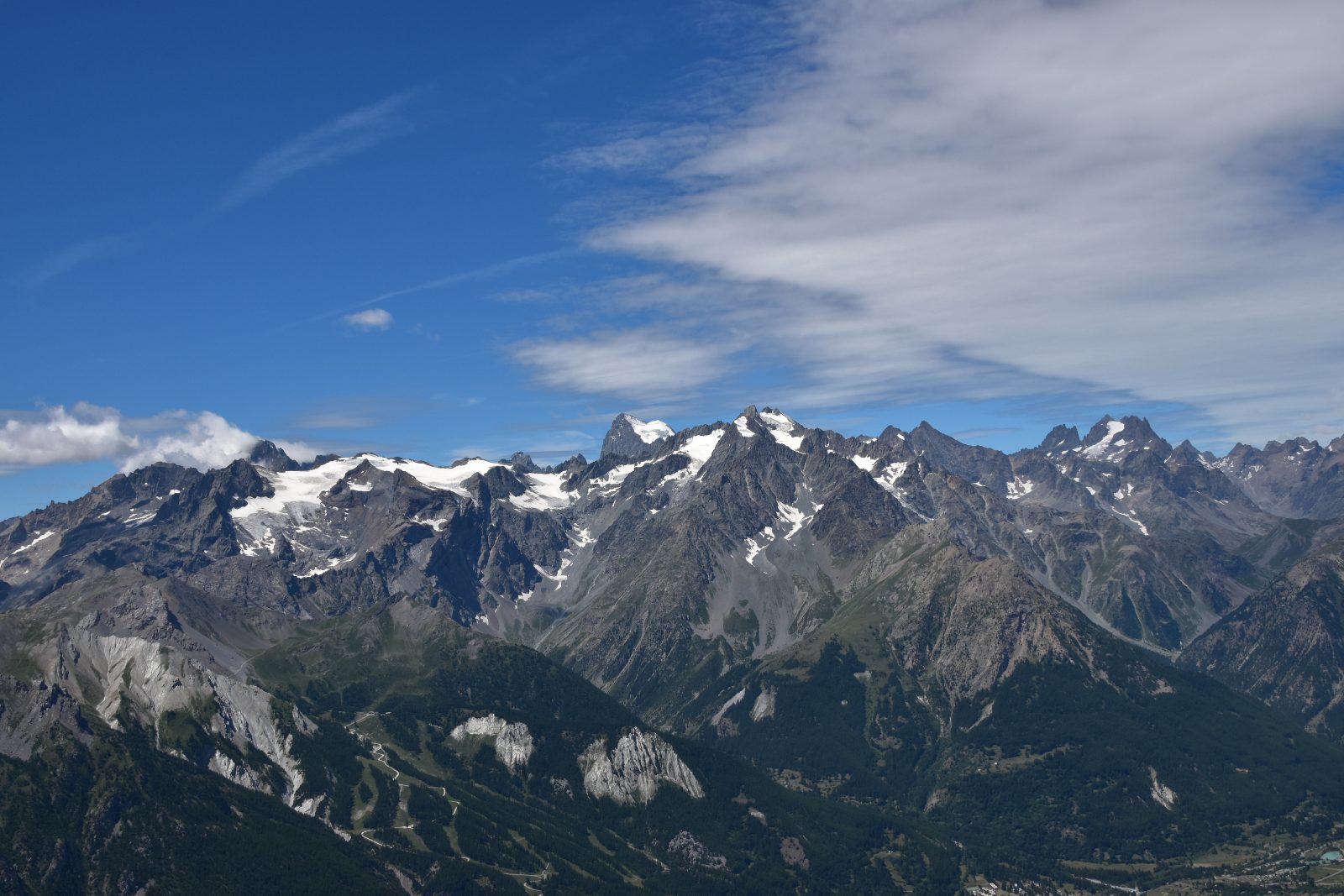 Sommets du massif des Écrins, accessible depuis Gap — conciergerie Airbnb Gap