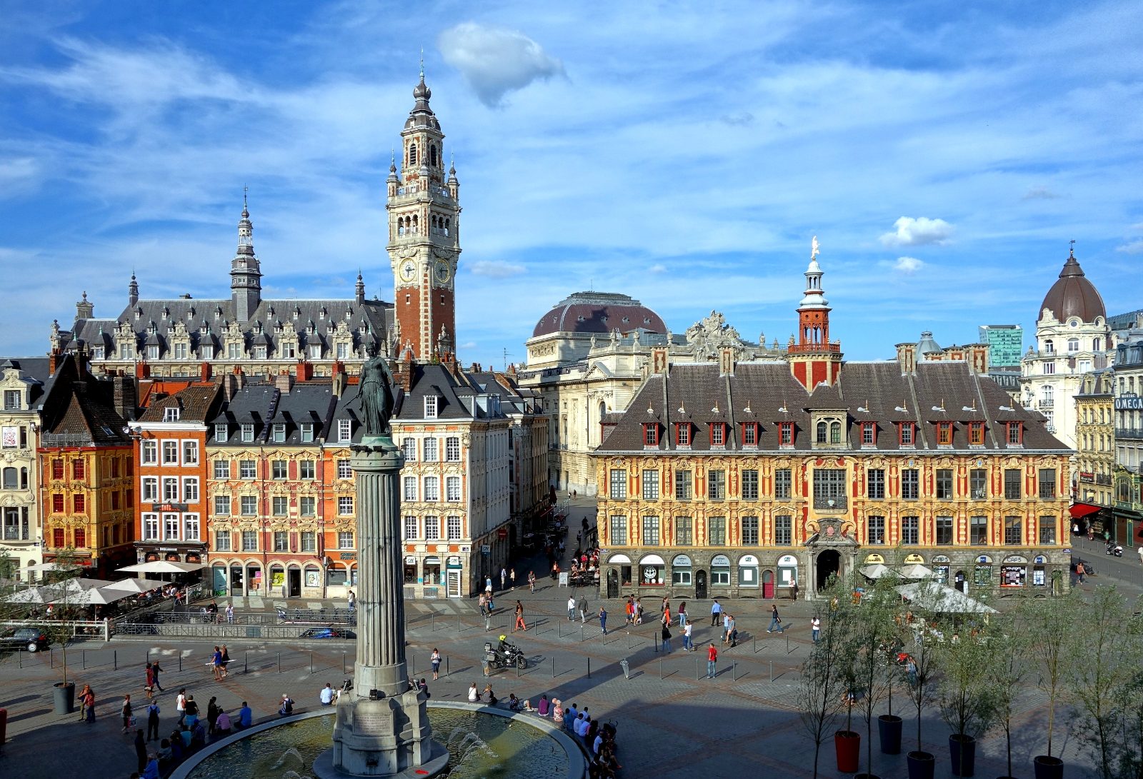 Grand'Place de Lille et ses façades flamandes — conciergerie Airbnb Lille