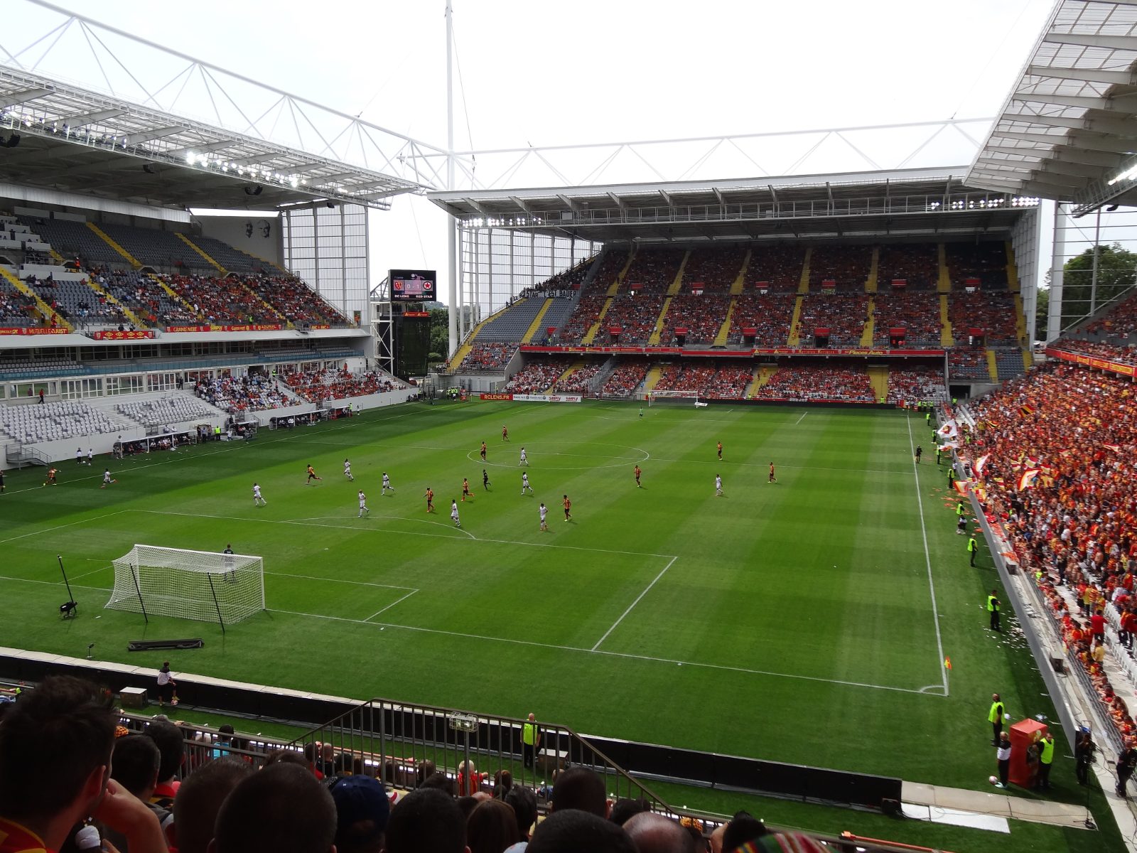 Stade Bollaert-Delelis du Racing Club de Lens — location saisonnière Hauts-de-France