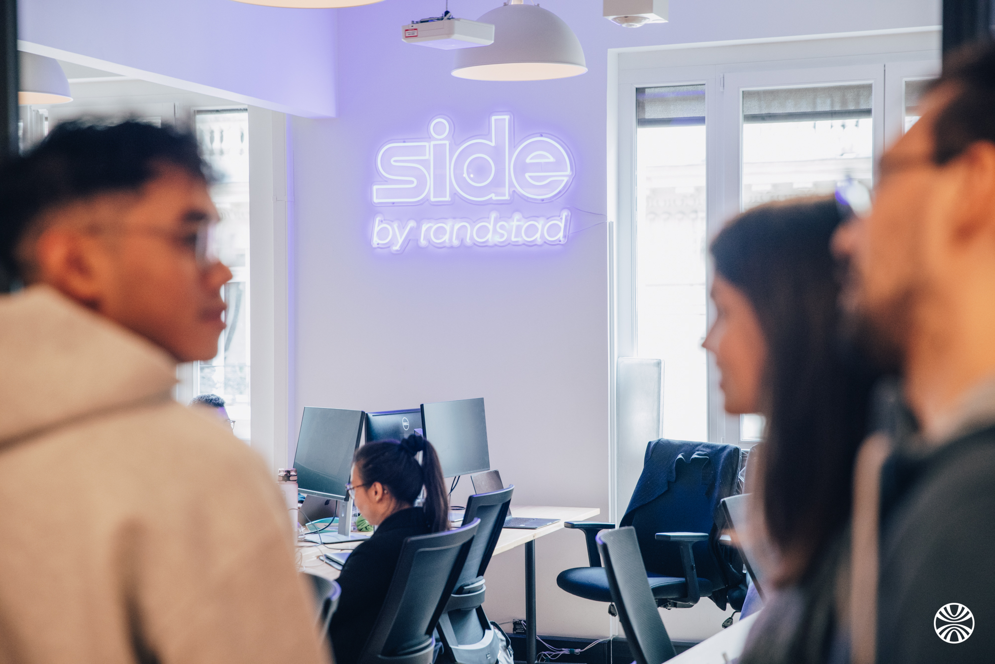 Bureaux de l'agence d'intérim digitale Side by Randstad à Paris