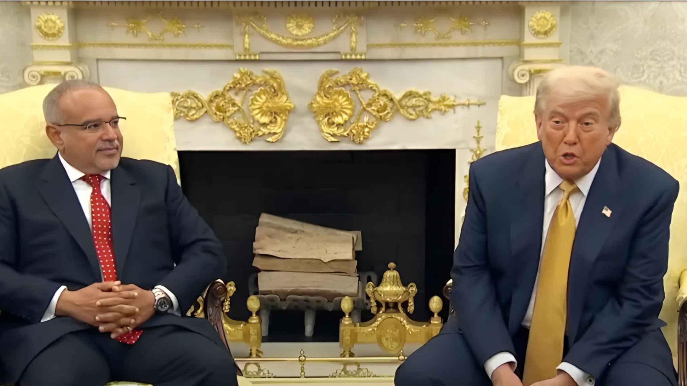 Trump Welcomes Prince Of Bahrain 