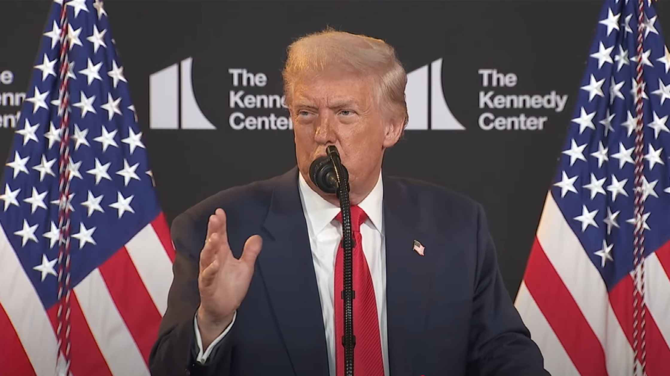 Trump Visits Kennedy Center
