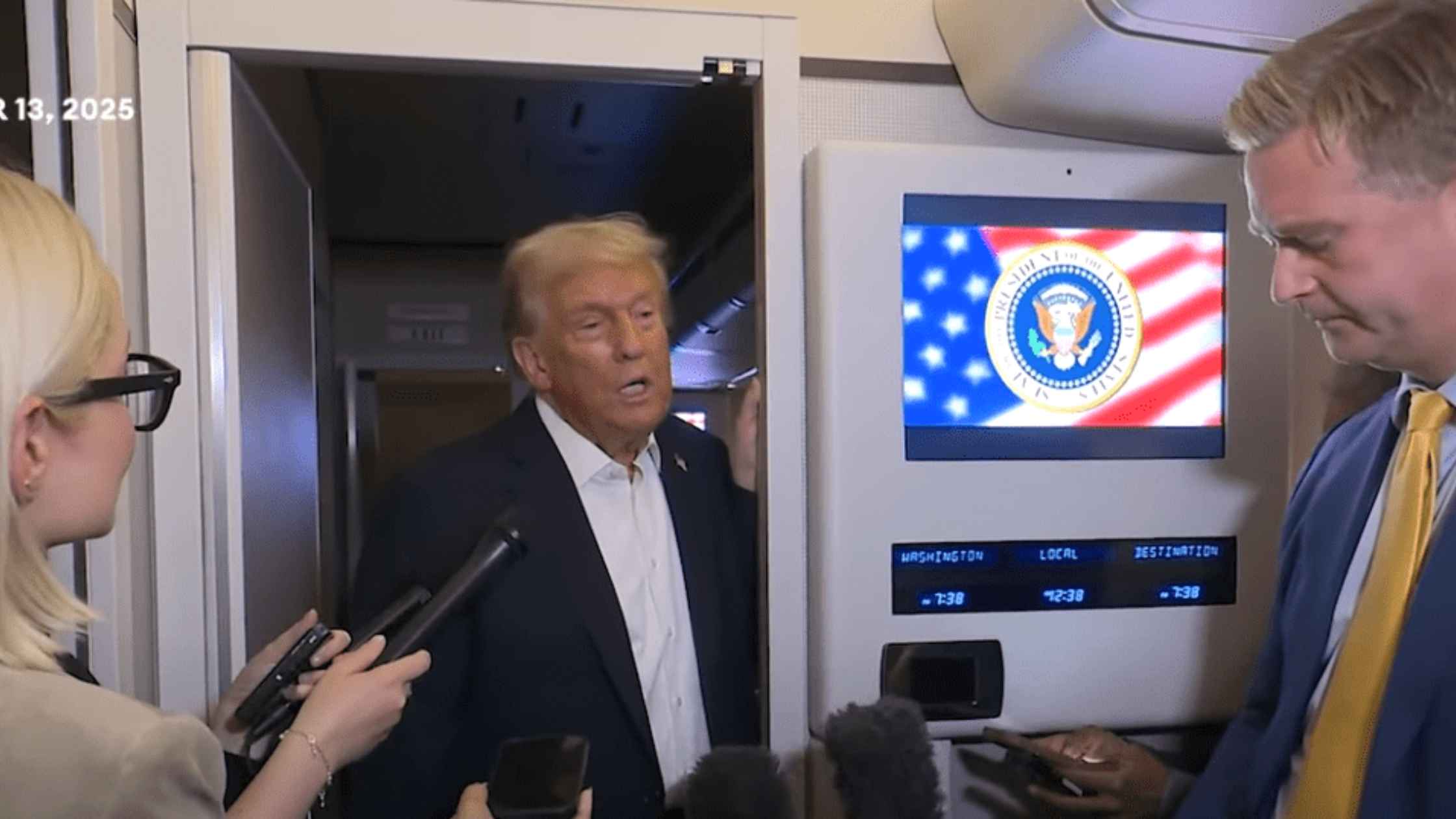 Trump Press Gaggle Aboard Airforce One 10/14/25