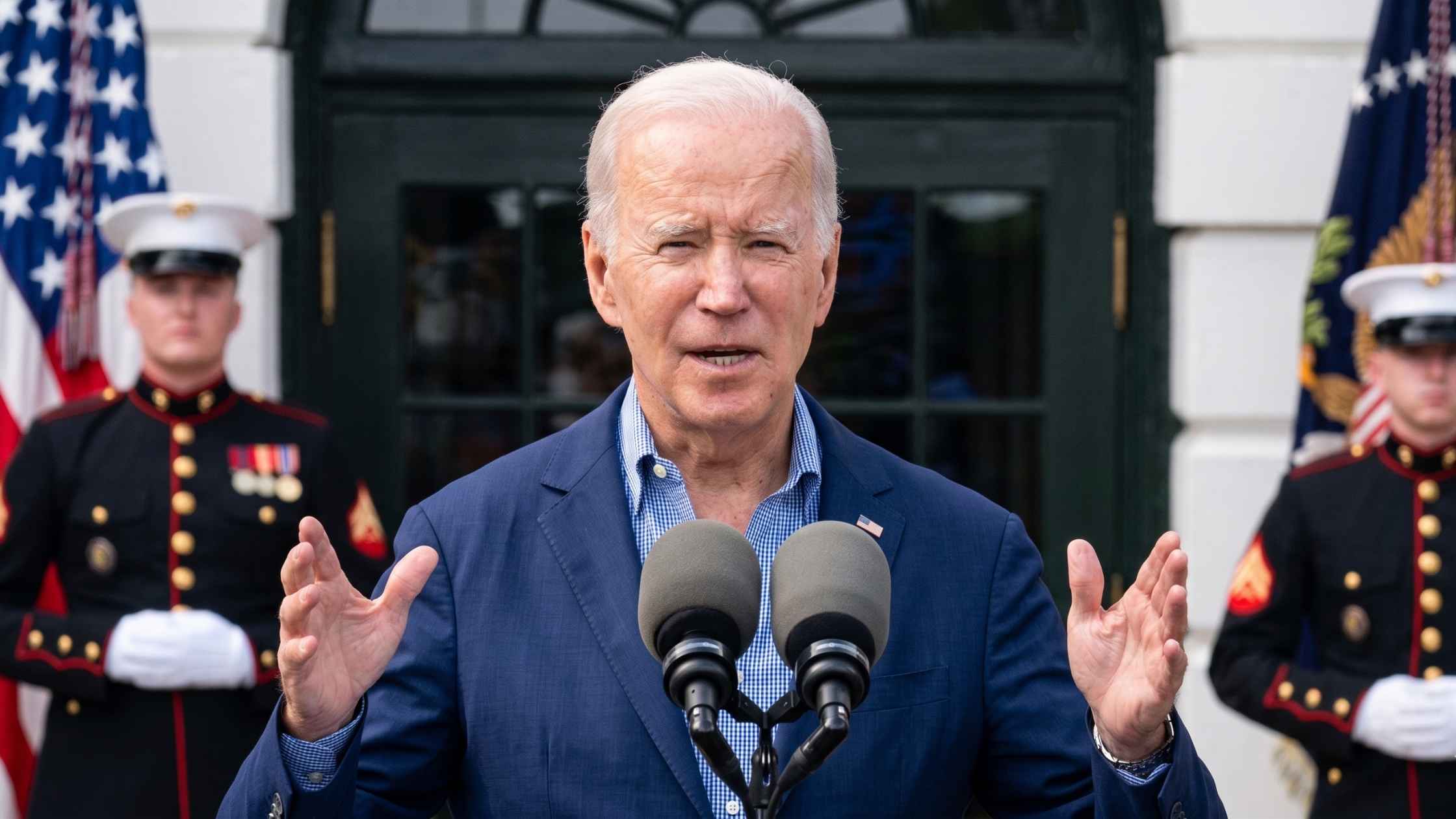Biden Hosts Military Families for Fourth of July