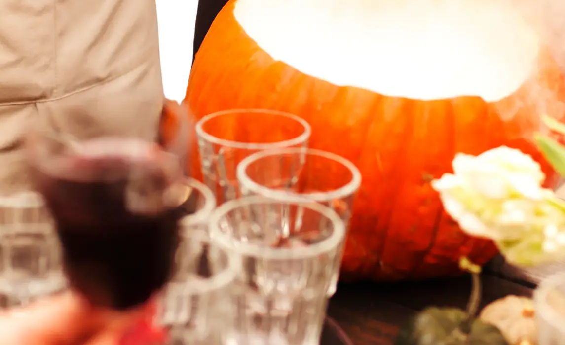Halloween Punch Recipes Alcoholic: Festive Drinks for Your Spooky Bash