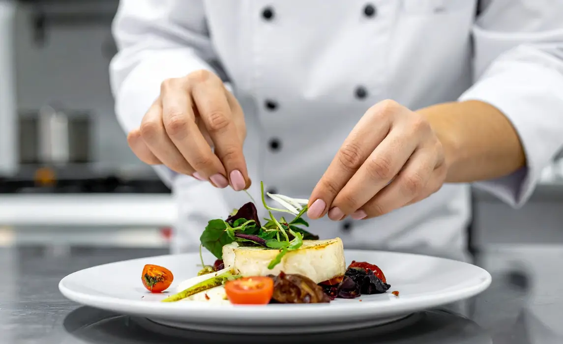 Food Presentation: Plate Like a Chef - Art & Plating Techniques