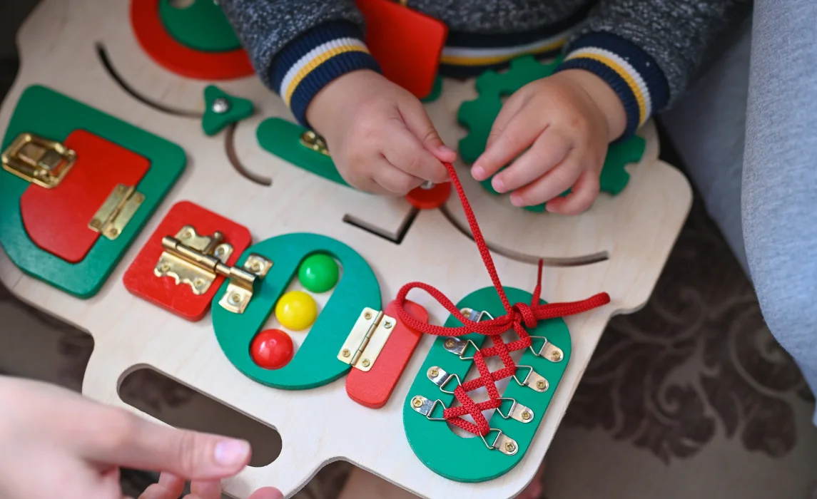 51+ Fine Motor Skills Examples: What They Are and Why They Matter