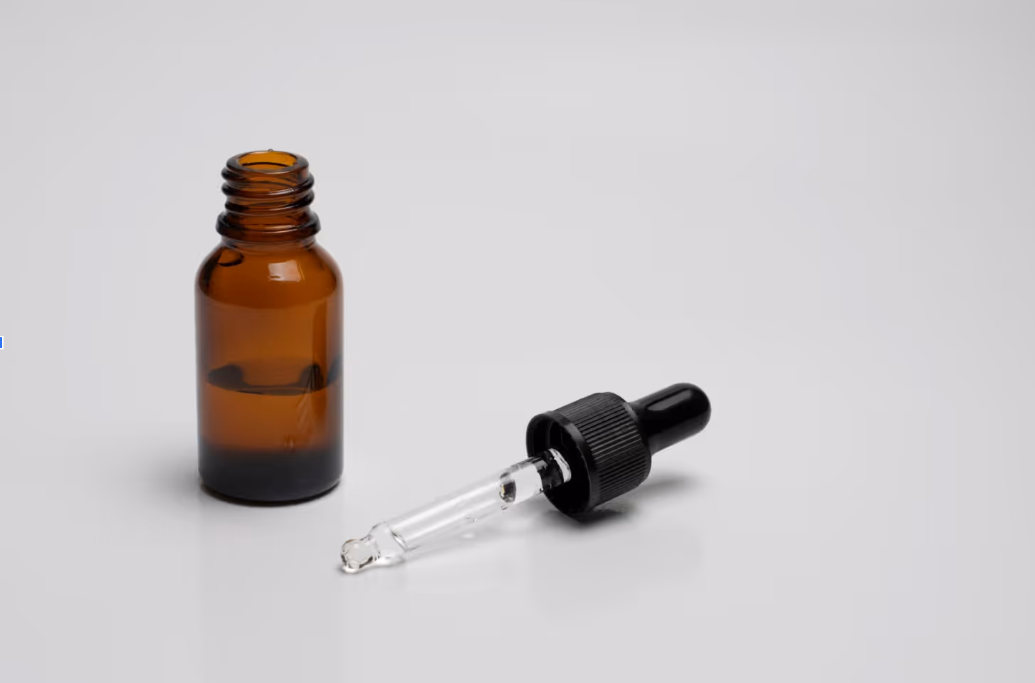 Amber glass dropper bottle used for allergy immunotherapy drops