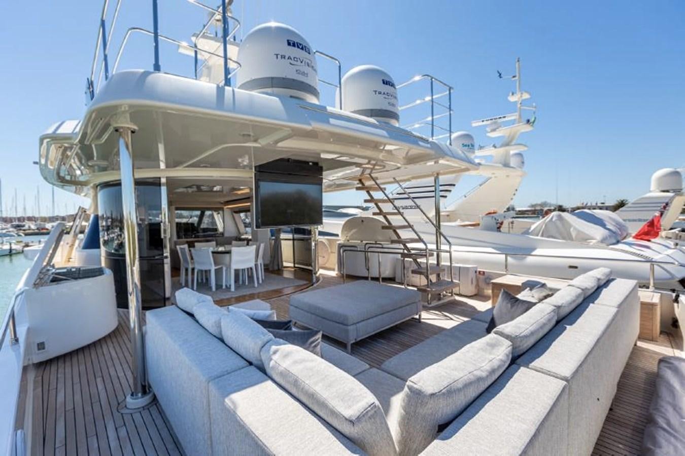 View of the yacht’s exterior