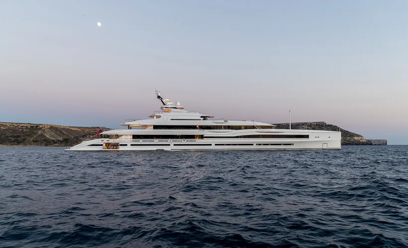 View of the yacht’s exterior
