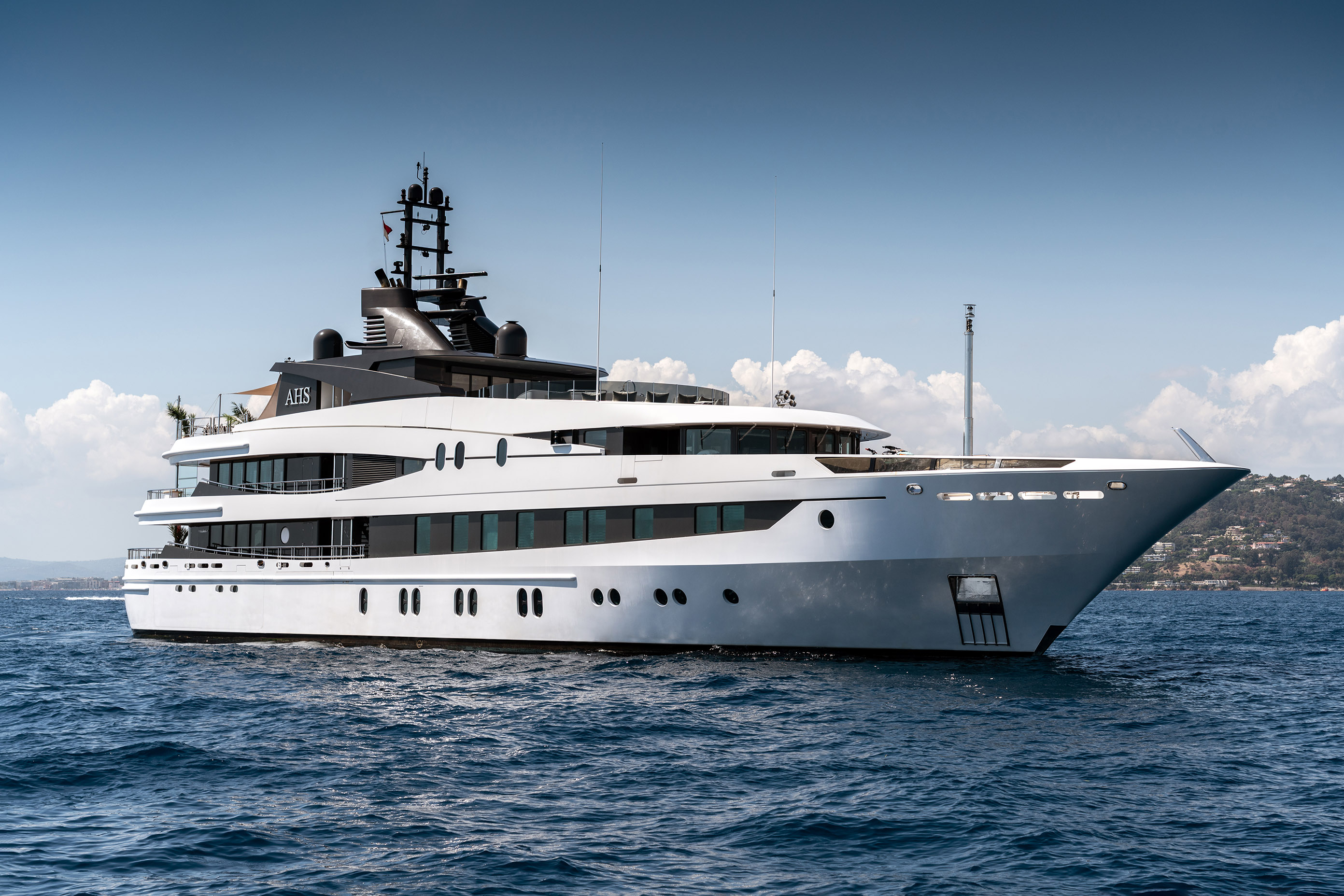 AHS joins the Superyacht Partners Family Office Sales Fleet