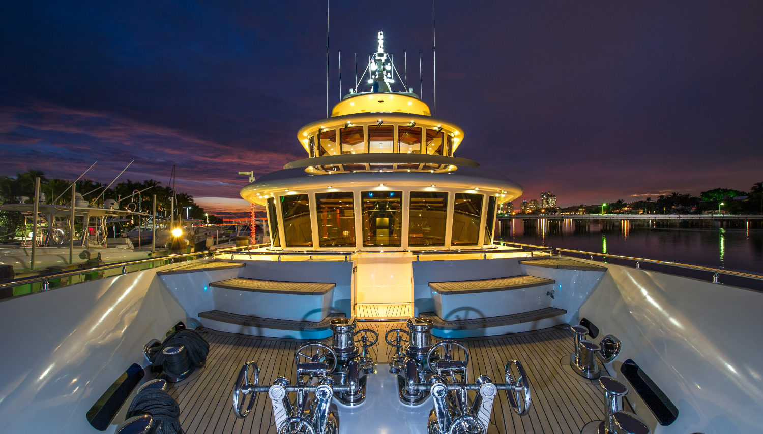 View of the yacht’s exterior