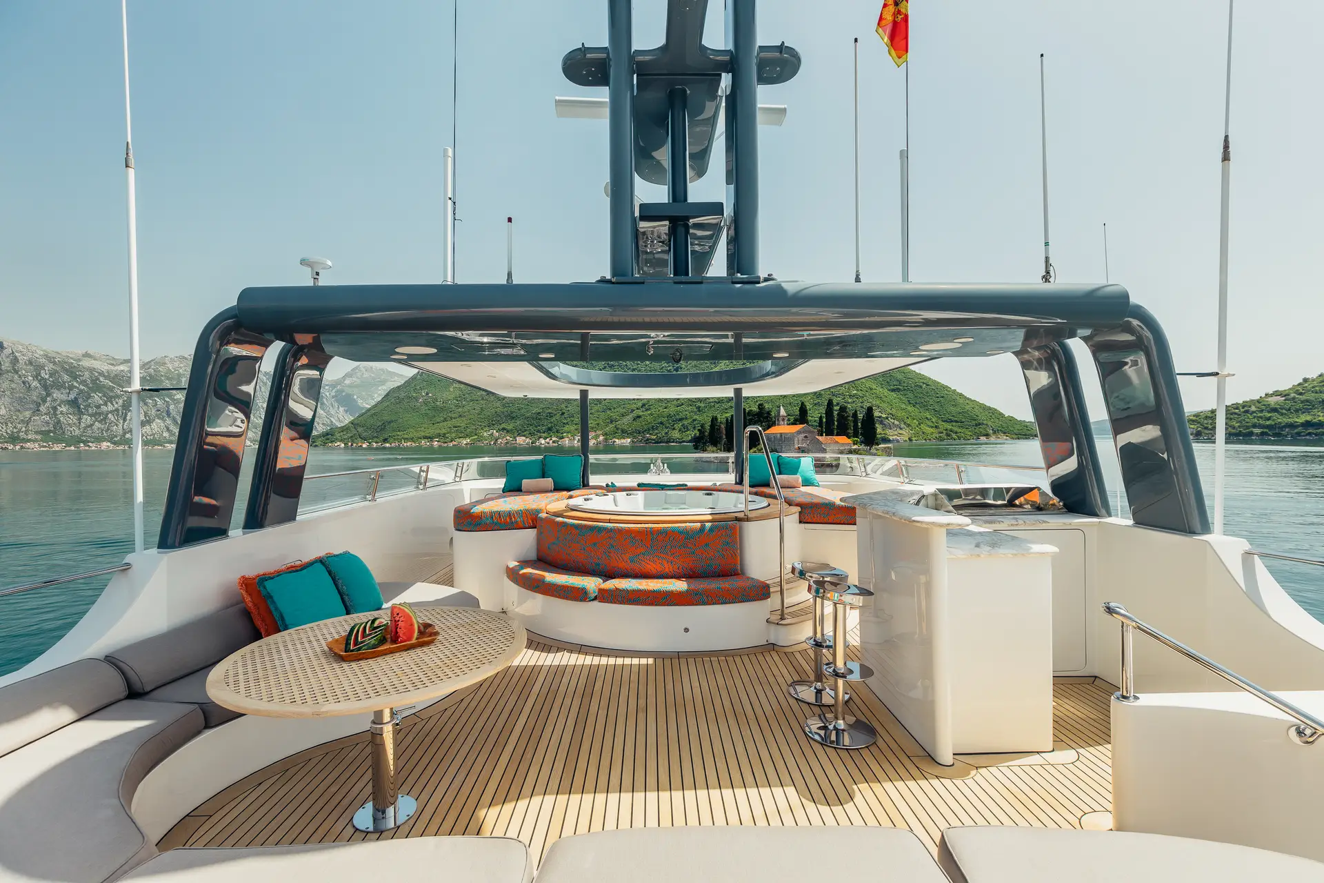 View of the yacht’s exterior