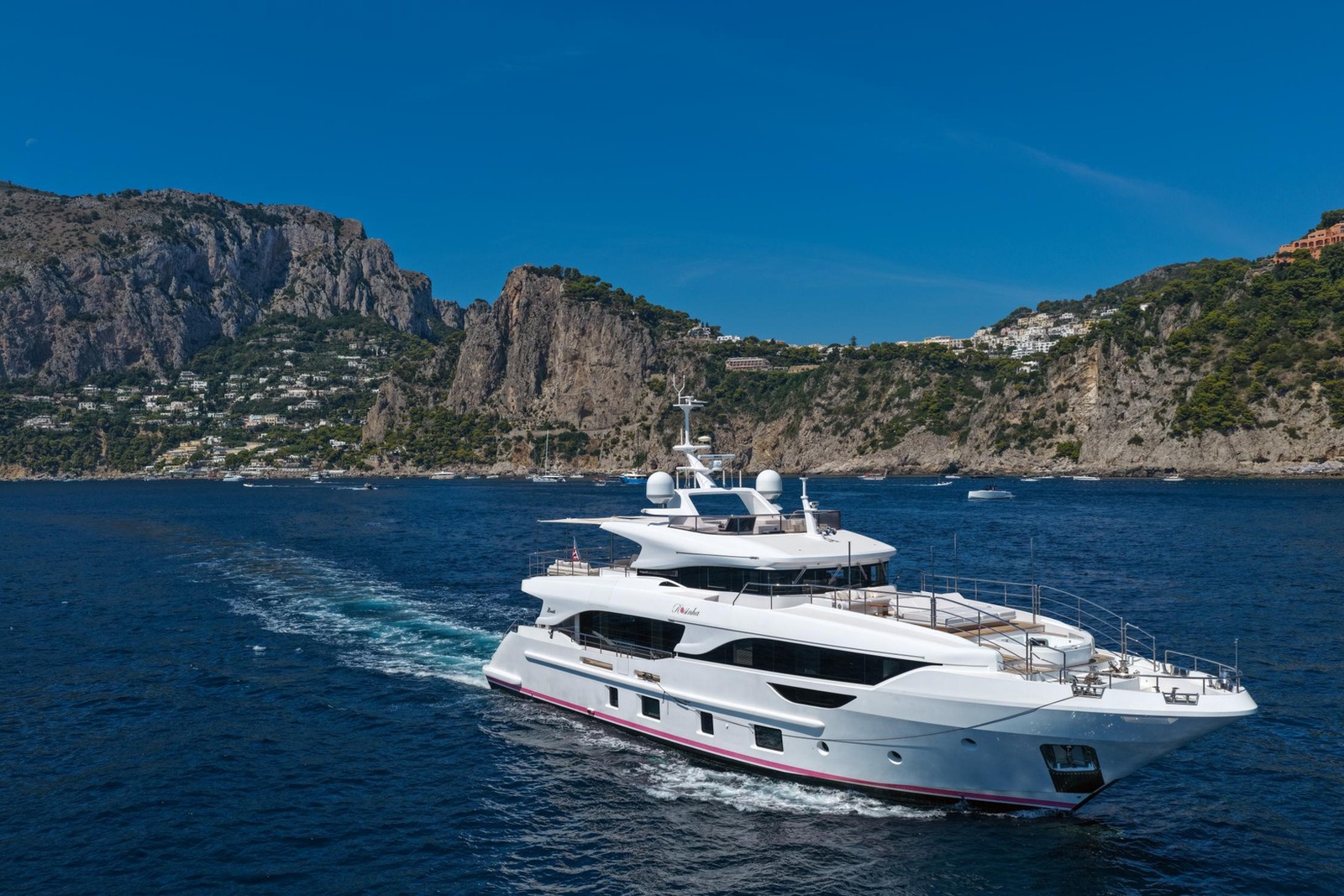 Rosinha motor yacht exterior, photo 16 of 16